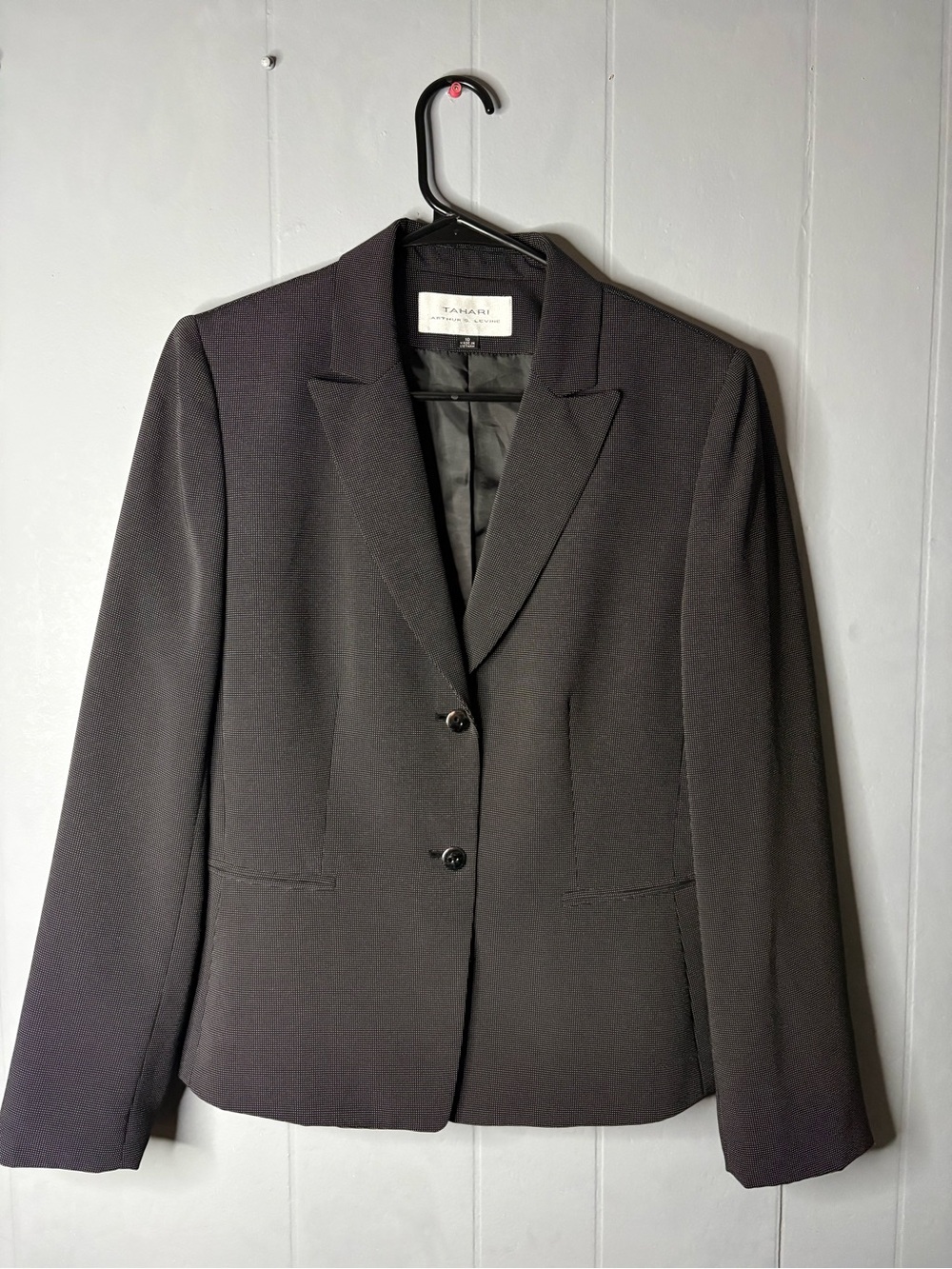 Tahari Black Women's Two-Button Tailored Blazer